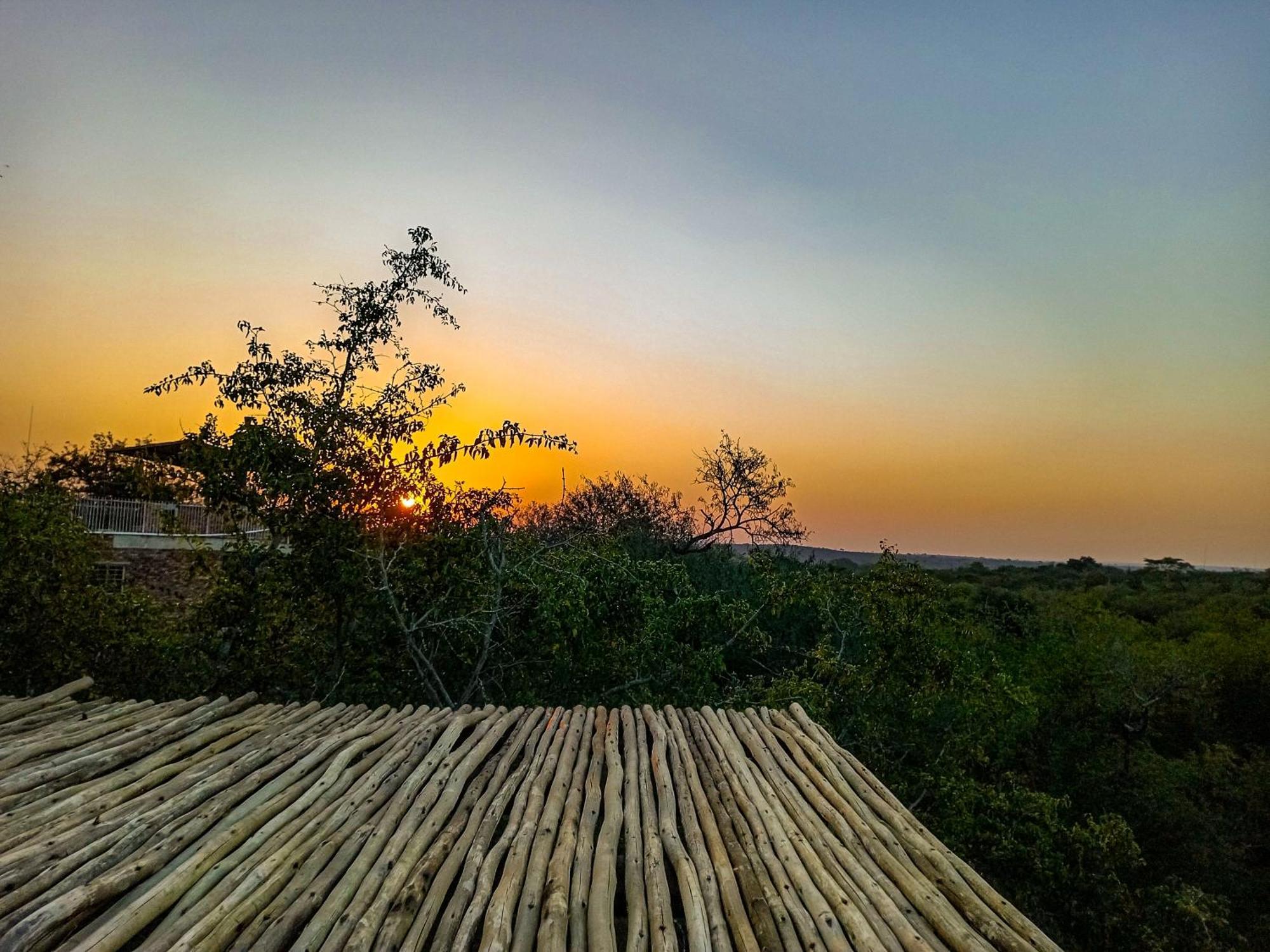 Longneck Luxury Bush Holiday home